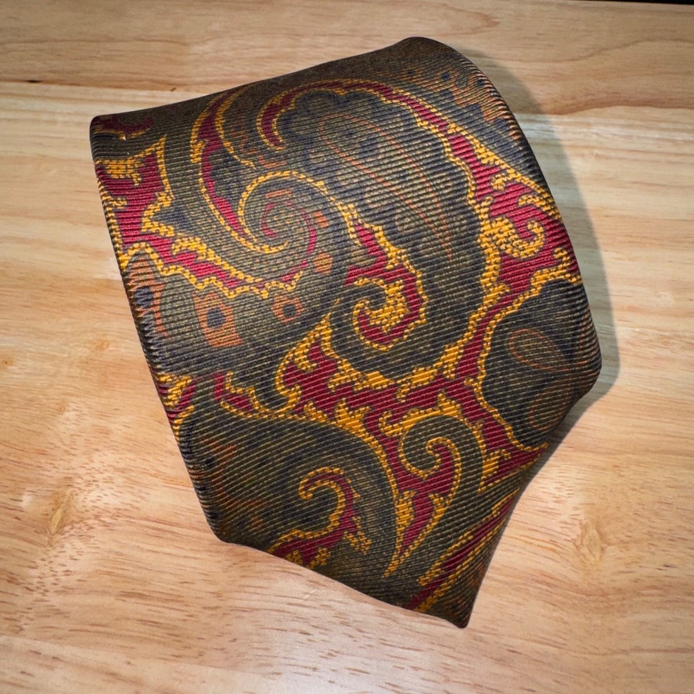 Robert Talbott Silk Tie Brown Red Gold Paisley Hand Sewn USA Ancient Madder - Picture 13 of 14